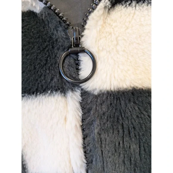 H&M Divided Women's Size S Black and White Checkerboard Faux Fur Zip Up Hoodie - Picture 5 of 9